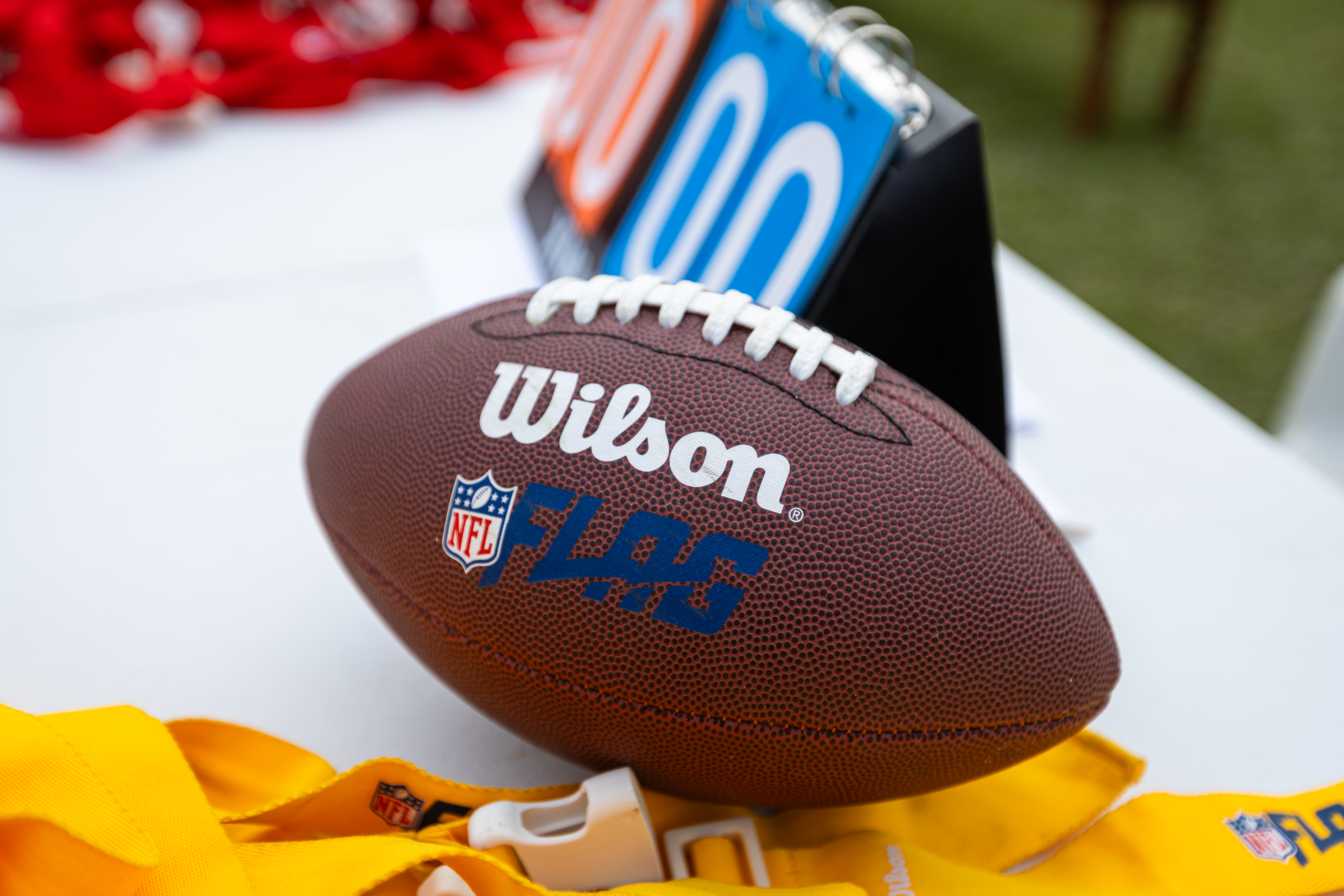 Bolas e flags Wilson serão usadas nos campeonato regionais e no Nacional de NFL Flag